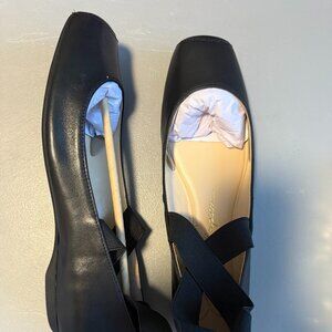 Dress shoe